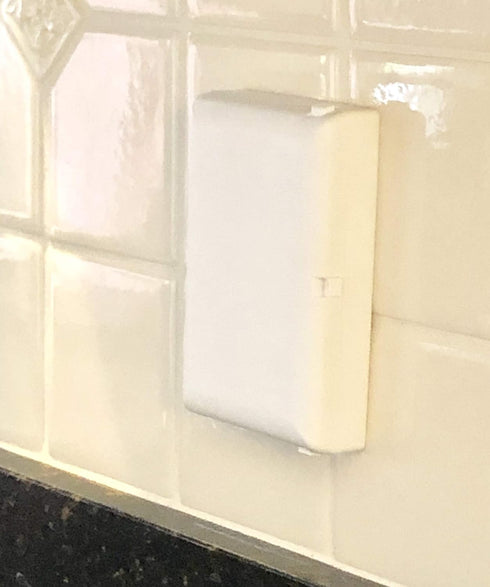 Baby Toddler Pet Resistant Electrical Safety Cover Guard for Home and Business, Made in USA, Traditional Outlet (1 Count, White)...