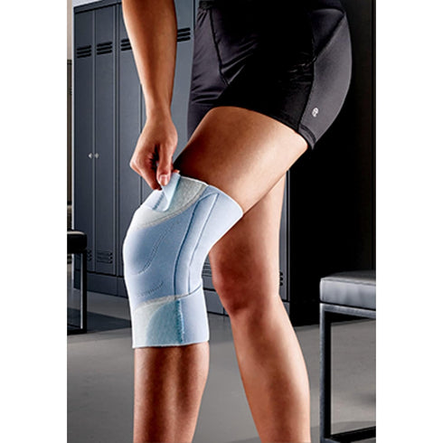 Futuro - 95341EN FUTURO For Her Knee Support, One Size Gray...