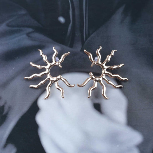 Punk Exaggerated Sun Earrings Sunburst Stud Earrings Large Sunshine Stud Earrings Gold Hollow Sun Earrings Jewelry for Women and Girls...