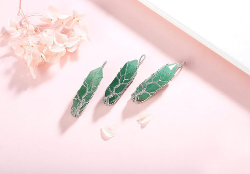 XIANNVXI Tree of Life Wire Wrapped Green Aventurine Crystal Point Pendant Necklace Reiki Healing Crystal Stone Necklaces Natural Spiritual Hexagon...