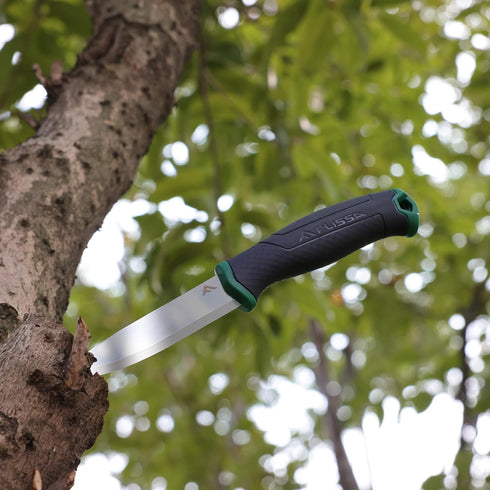 FLISSA Bushcraft Knife, Fixed Blade Knife with Nylon Sheath, Stainless Steel Blade, Ideal for Camping, Backpacking, Fishing, Hiking or Survival, 4...