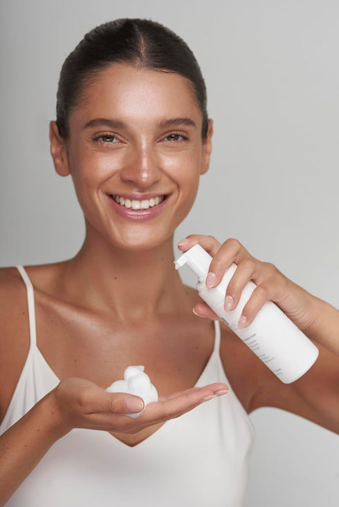 Oil-Free Snail Secretion Filtrate and Plant Extracts Infused Cleansing Foam for Face - Gentle Face Cleanser For Skincare - Deep Clean Face Wash (5...