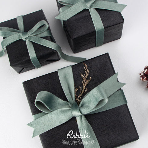 Ribbli Dusty Sage Green Velvet Ribbon Double Faced 1 Inch 10-Yard Spool Light Green Ribbon Use for Christmas Tree Ornaments Gift Wrapping Wreath D...