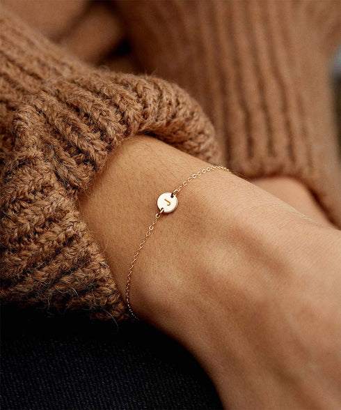 Personalized Initial Bracelet, 18K Gold Plated Stainless Steel Letter Bracelet Dainty Coin Charm Bracelet Delicate Disc Name Bracelet for Women...