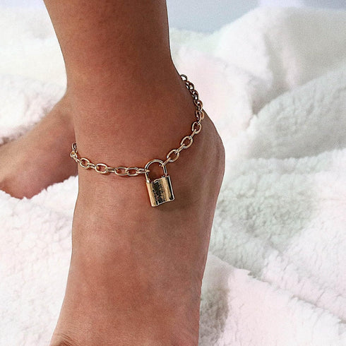 Boho Lock Anklet Gold Padlock Ankle Bracelets Punk Foot Chain Summer Paper Clip Chain Anklets Beach Foot Chain Jewelry for Women Gifts...