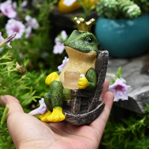 Miniature Frog Garden Statue with Solar Light Home Decor Fairy Garden Accessories Frog Decor for Patio, Balcony, Yard, Lawn Bedroom 2.3"x3.3"x5"...