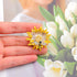 Flowers Bee Daisy Brooch Pin, Yellow Sun Flower Brooch.Charm Daisy Collar Pin Coat Collar Brooch for Women Corsage Safety Pin...