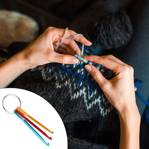 WLLHYF 6 Pcs Crochet Hook Keychain 3/4/5mm Portable Crochet Keychains Kit Mini Creative Keychains Zinc Alloy Key Chain DIY Crafts Knitting Needle ...