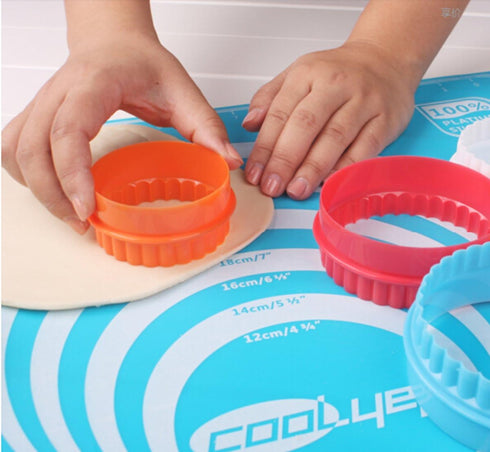 NELPLA Two Side Round Cookie Cutters,Biscuit Cutters and Fondant cake Cutters, Set of 6 PCS, Assorted color...