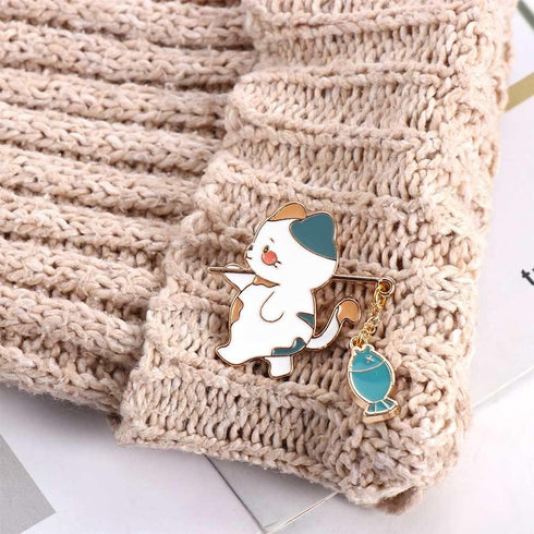 2PCS Cute Cat Fishing Brooch Pin,Cartoon Animal Brooch Metal Cat Brooch Pins Kawaii Animal Badge Pin for Women Men...