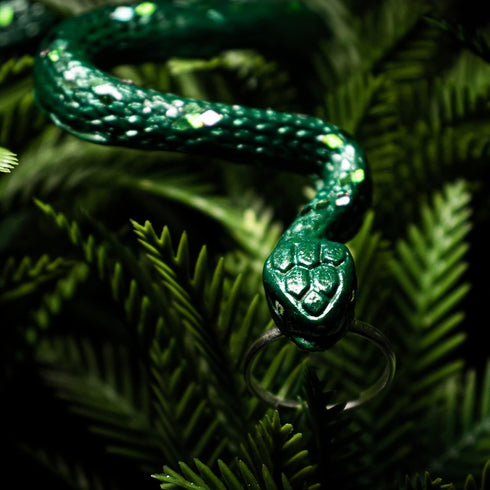 Scary Prank Fondant Silicone Molds Insects Bat Snake, Sugarcraft Cake Decorating, Cupcake Topper, Epoxy Resin, Polymer Clay Craft Projects 10-Coun...