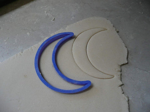 MOON ASTRONOMY SPECIAL OCCASION COOKIE CUTTER MADE IN USA PR250 (SMALL SIZE: 3" X 4 1/4" X 1/2")...
