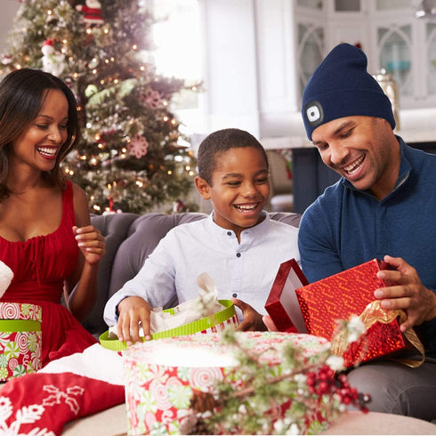 YunTuo LED Beanie with Light,Unisex USB Rechargeable Hands Free 4 LED Headlamp Cap Winter Knitted Night Lighted Hat Flashlight Women Men Gifts for...