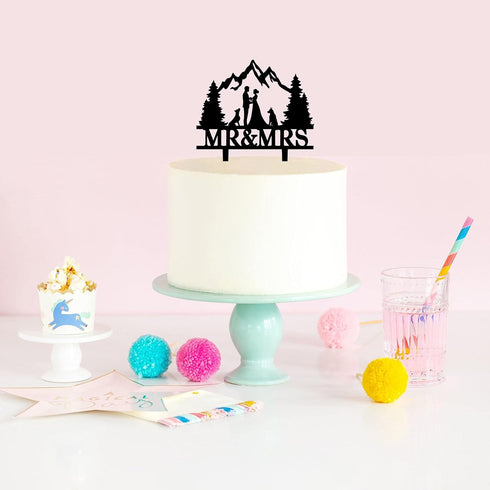 YzYbuaego Mountain Wedding Cake Topper Mr & Mrs Cake Decorations Forest Theme Outdoors Wedding Cake Topper (Mountain and Dog)...
