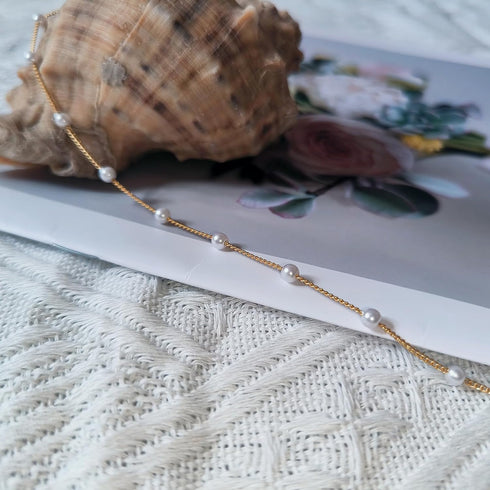 Gold Pearl Necklaces for Women: Dainty Pearl Pendant Necklace Simple 18K Gold Plated Pearl Choker Necklaces Trendy Pearl Jewelry for Women...
