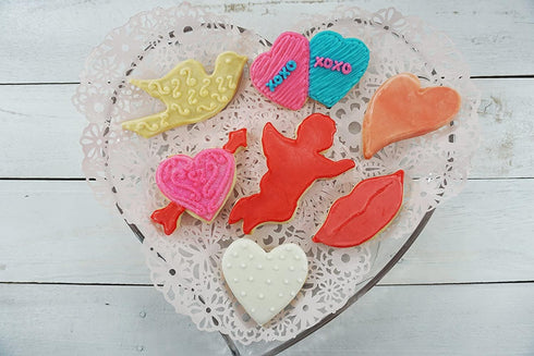 R&M Valentine Cookie Cutter Set, Includes 7 Shapes, Heart, Double Heart, Arrow, Dove, Lips, Cupid Cookie Cutter. Red, Pink, White Polyresin Coated...