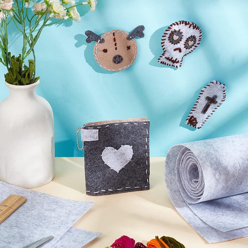 BENECREAT 9.8ft x 15.75" Light Gray Felt Fabric, Jewelry Box Lining, Craft Felt Fabric for Halloween Decorations, DIY Photo Frames and Jewelry Box...