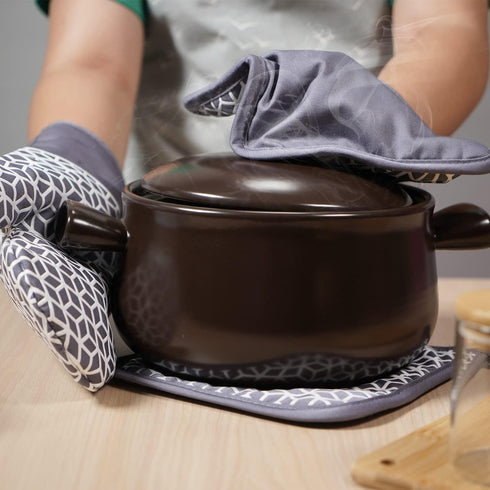 Oven Mitts and Pot Holders Sets 6pcs, Thick Cotton Oven Gloves High Heat Resistant 500?with Extra Long Oven Mitts and Hot Pads Potholders with Non...