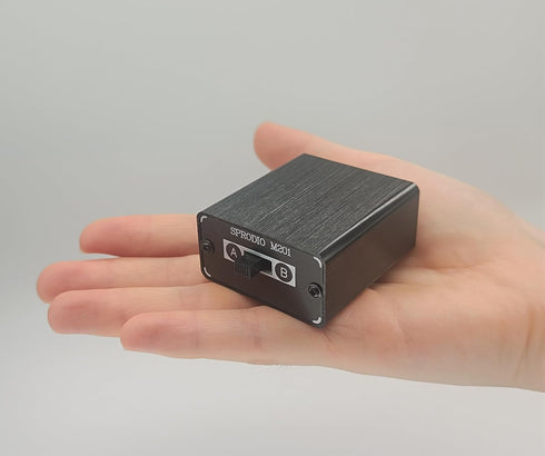 2 Way in-line 3.5mm Audio Switch Box A/B Selector Switcher Compatible with 1/8" Microphone TRRS -M201......