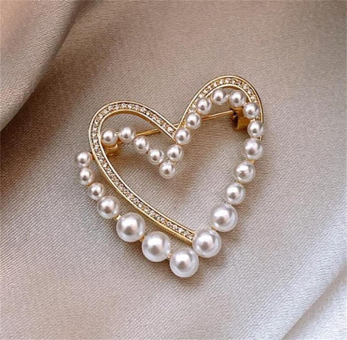 Classic Crystal Pearl Heart Brooch Pin Trendy Clothing Dress T-shirt Heart Scarf Brooch Double Heart Scarf Brooch Pin for Women Wedding Brooch...