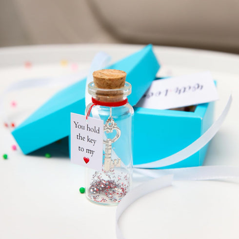 Kseniya Revta Anniversary Present for Her & Him, Romantic Gift to Boyfriend & Girlfriend, Message in Bottle I Love You Gifts Wife Husband (Key - Y...