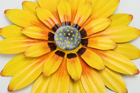LINZHEN Metal Flower Wall Decor Metal Wall Art Decorations Hanging For Indoor Outdoor Home Bathroom Patio Fence Garden Bedroom Living Room Or Wall...
