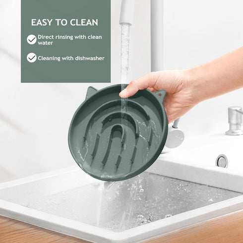 Coomazy Silicone Slow Feeder Dog Cat Bowls, Interactive Puzzle Toy for Pets Food Training, Keeps Dogs Cats Busy, Prevents Puppy Kitty Overeating (...