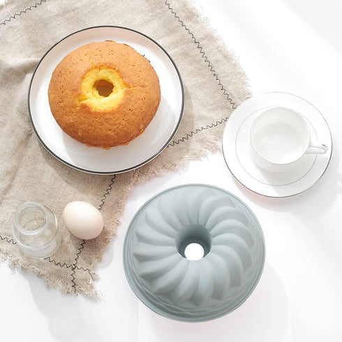 6.4 Inches Novelty Round Baking Cake Pans, Non-Stick Silicone Fluted Tube Pans Set, Bakeware Cake Molds for Small Birthday Cake, Breads, Large Jel...