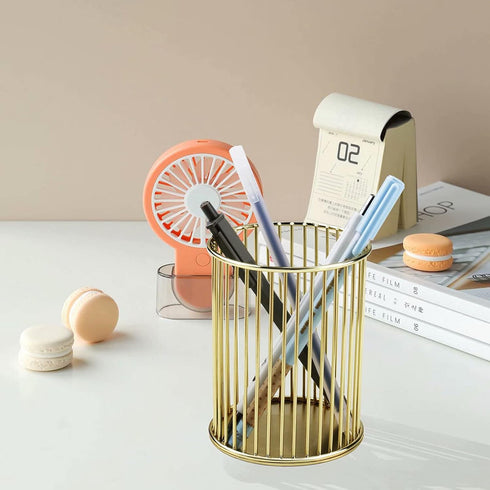 Pen Pencil Holder, Metal Wire Pen Pencil Cup Holders for Desk Cute Organizer, Makeup Brushes Cup Holder Organizer, 1PC Golden, by XieNie...