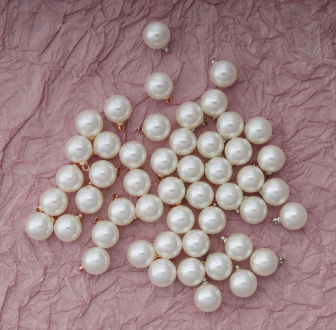Ruwado 50 Pcs Faux Pearl Beads with Hole Gold Vintage Gold Silver Retro Elegant Kits Supplies for DIY Jewelry Making Dangle Earrings Necklace Brac...