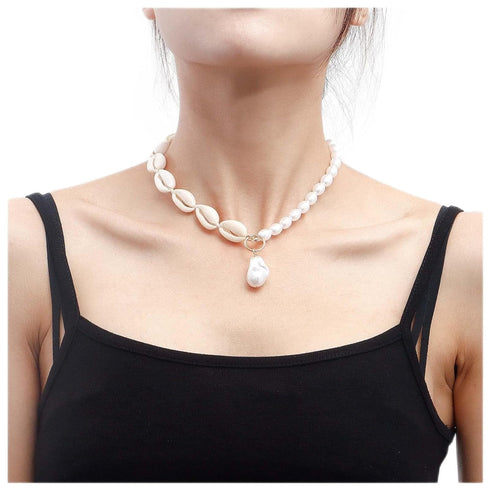 Bohemia Shell Choker Necklace Pearl Beaded Clavicle Necklace Baroque Pearl Pendant Necklace Cowrie Shell Necklace Choker Jewelry for Women and Gir...
