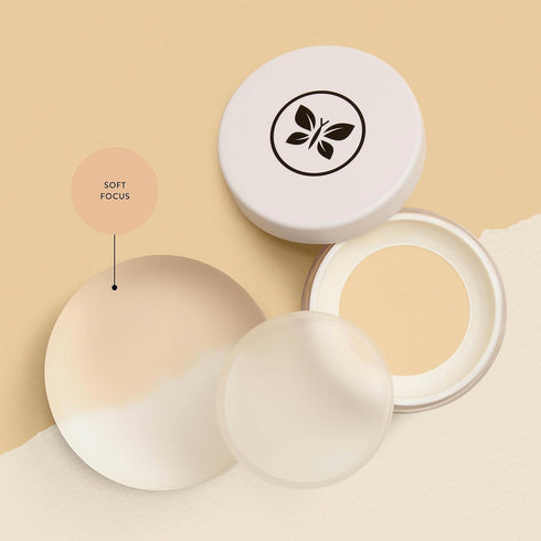 Honest Beauty Talc-Free Translucent Loose Setting Powder | Invisible, Matte Finish | EWG Verified, Vegan + Cruelty Free | .56 oz...