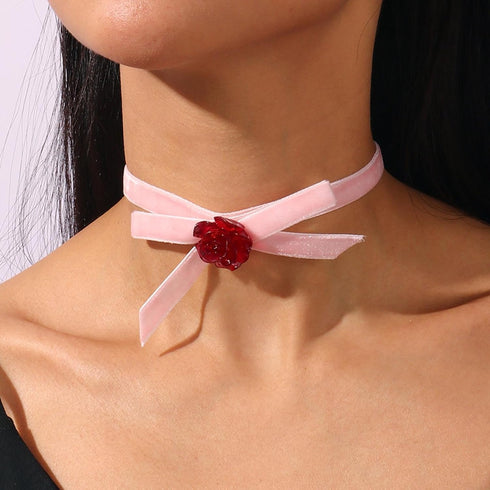 Gothic Black Velvet Choker Necklace Classic Red Rose Flower Choker 3D Resin Floral Collar Necklace Vintage Bow Flower Velvet Ribbon Choker Chain N...