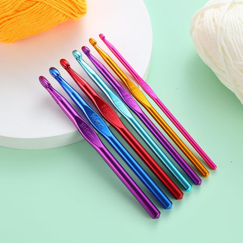 OYEUYID 14 pcs Multicolor Aluminum Crochet Hooks Knitting Needles Craft Yarn 2-10mm......