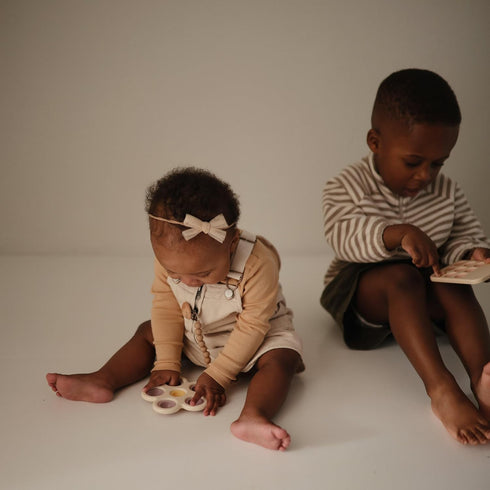 mushie Flower Press Toy (Soft Lilac/Daffodil/Ivory)...