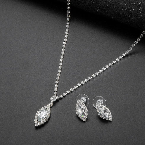 Bride Simple Crystal Necklace Earrings Set Women Bridal Wedding Jewelry Sets Rhinestone Choker Necklace Prom Jewelry Set for Women (Silver 3)...