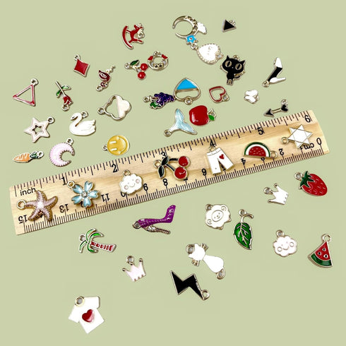 CellLuck 200Pcs Mixed Gold Plated Enamel Charms for Jewelry Making - Also Includes 52Pcs Letter Pendants, 400Pcs Jump Rings and 100Pcs Lobster Cla...