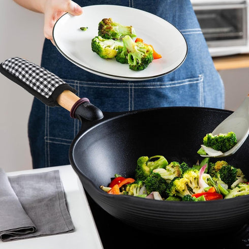 4Pcs Cotton Cast Iron Handle Cover, Non-Slip Cast Iron Skillet Handle Covers, Machine Washable Lodge Cast Iron Handle Covers for Kitchen Baking Co...