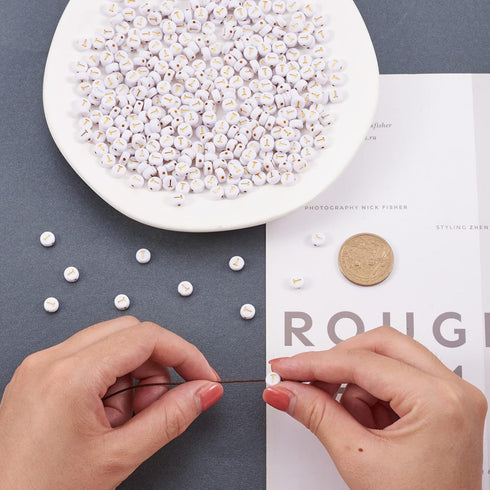 Cheriswelry 50g/360pcs Flat Round Letter Alphabet Beads with Gold Letter T Acrylic Disc Coin Pony Bead Spacers for Jewelry Kandi Bracelet Necklace...