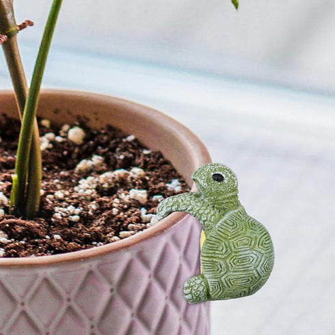 Tortoise Figure Plant Pot Hanger, Resin Hanging Turtle Statue Plant Pot Hugger Cute Climbing Tortoise Flower Pot Hanger Figurines Planter Pot Gift...