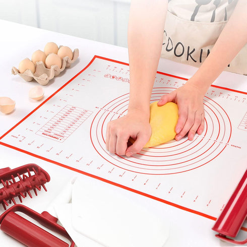 5 pcs Pizza Tools Set incl Dough Roller and Docker and Silicone Pastry Dough Mat and Dough Scraper Cutter Time-Saver Dough Tools Set (5 pcs)...