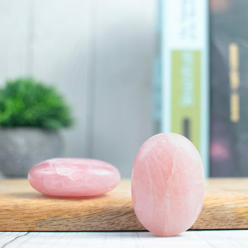 55-60mm Pink Agate Palm Stone - Worry Stone Natural Chakra Healing Reiki Polished Stone Pocket Hand Carved Crystal and Healing Stone Crystal Grid ...