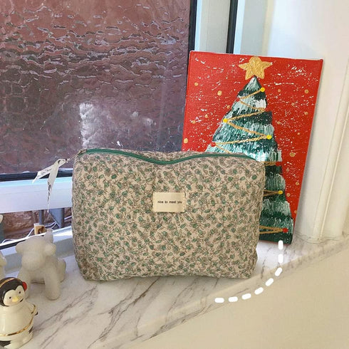 Makeup Bag Cotton Travel Cosmetic Bag Cute Pouch Toiletry Bag Quilted Floral Organizer Bag Large Capacity Coquette Aesthetic Portable Storage Zipp...