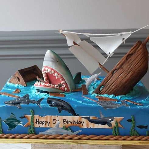 Sharks Figures Sea Animals Whale Toys Set Ocean Animal Action Figures, Great for Kids Bath Toys, Beach Toys, Cake Topper and Party Favors, Gifts, ...