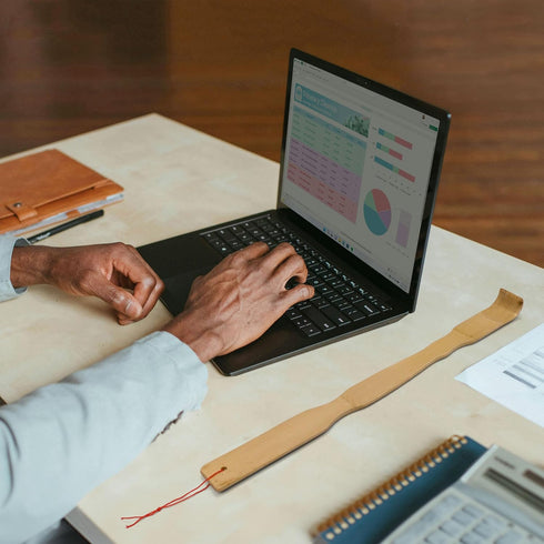 BambooMN 2 Pieces 17 Inch Bamboo Backscratchers Plus Free Travel Size Back Scratcher...