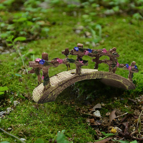 Miniature Garden Bridge Resin Craft Cute Fairy Bridge Little Artificial Bridge Micro Landscape Garden Bridge Fairy Garden Bridge for Dollhouse Orn...
