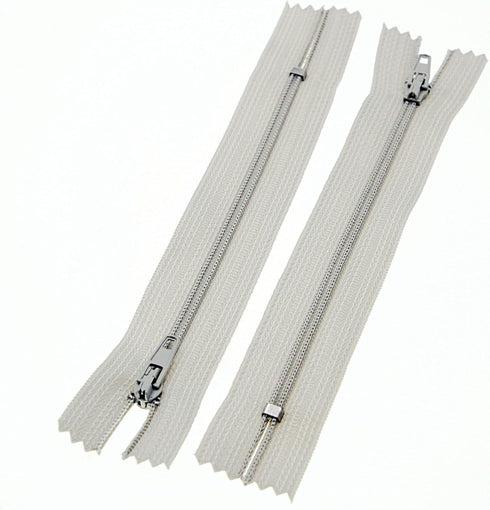 #3 Nylon Coil Zipper Gray Closed End Sewing Zippers Bulk for DIY Tailor Sewing Crafts,Bags,Purses(20 PCS/Pack,16 Inch) SHUNLI...