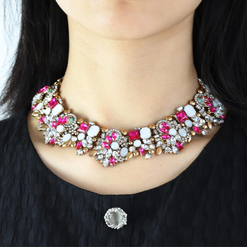 Retro Chunky Rhinestone Necklace Crystal Bib Necklace for Women Costume Jewelry for Bride Wedding Gemstone Choker Necklace...