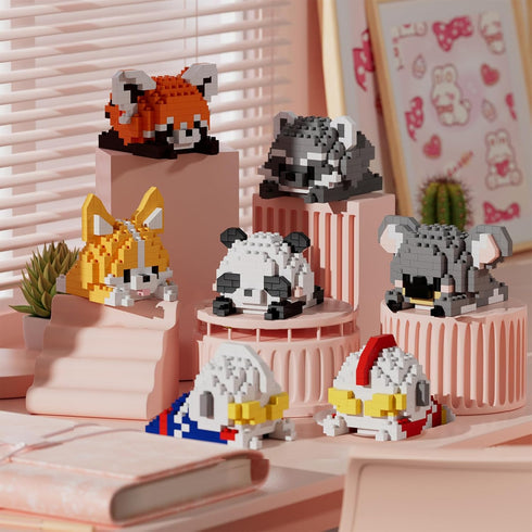 Cute animal Building Block Adult Micro Building Blocks Mini Building Block Animals Toy panda raccoon Model Kit Home Decors for Kids and Adults(Les...