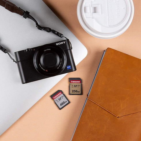 Transcend TS4GSDC300S 4GB SDHC Memory Card...